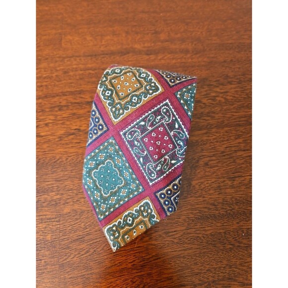 Structure Italian fabric 3.75"x 56" Brick Red, Beige, Blue, Green Neck Tie - Picture 1 of 3